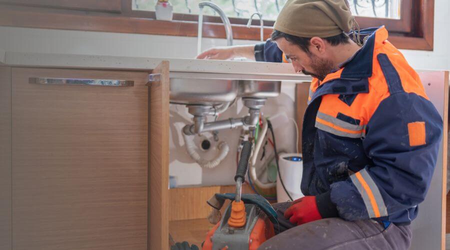 leaky faucet repair in Farmington, NM
